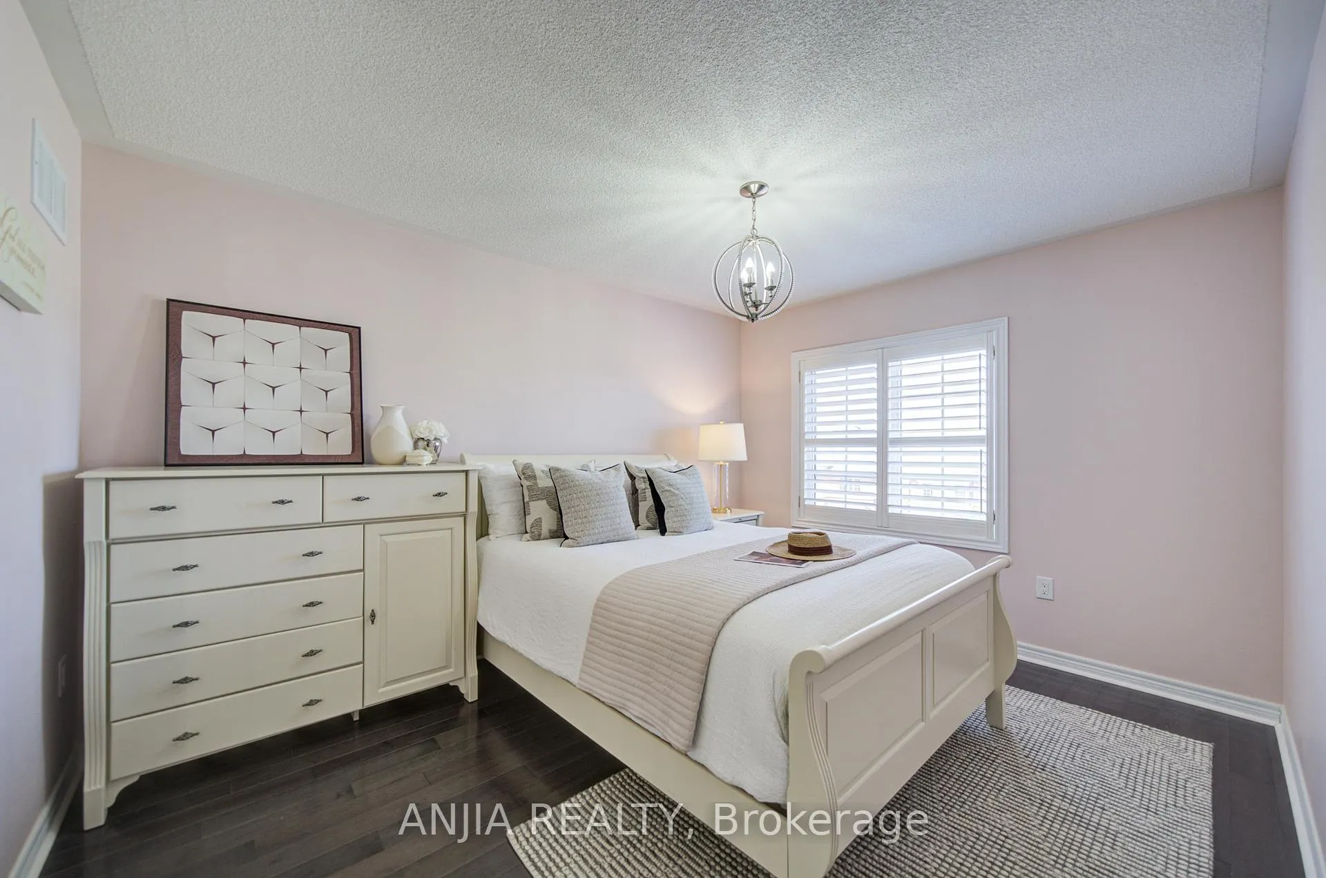 Photo 38 of 64 Frederick Stamm Crescent, Markham, Berczy — HOMEH