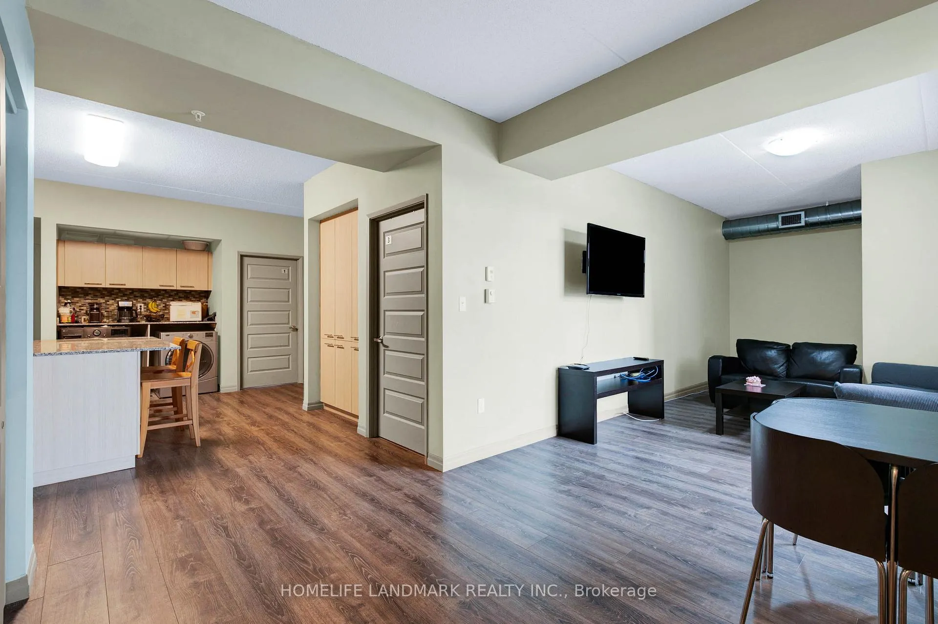 Photo 6 of Unit 901, 8 Hickory Street W, Waterloo, Beechwood/University — HOMEH