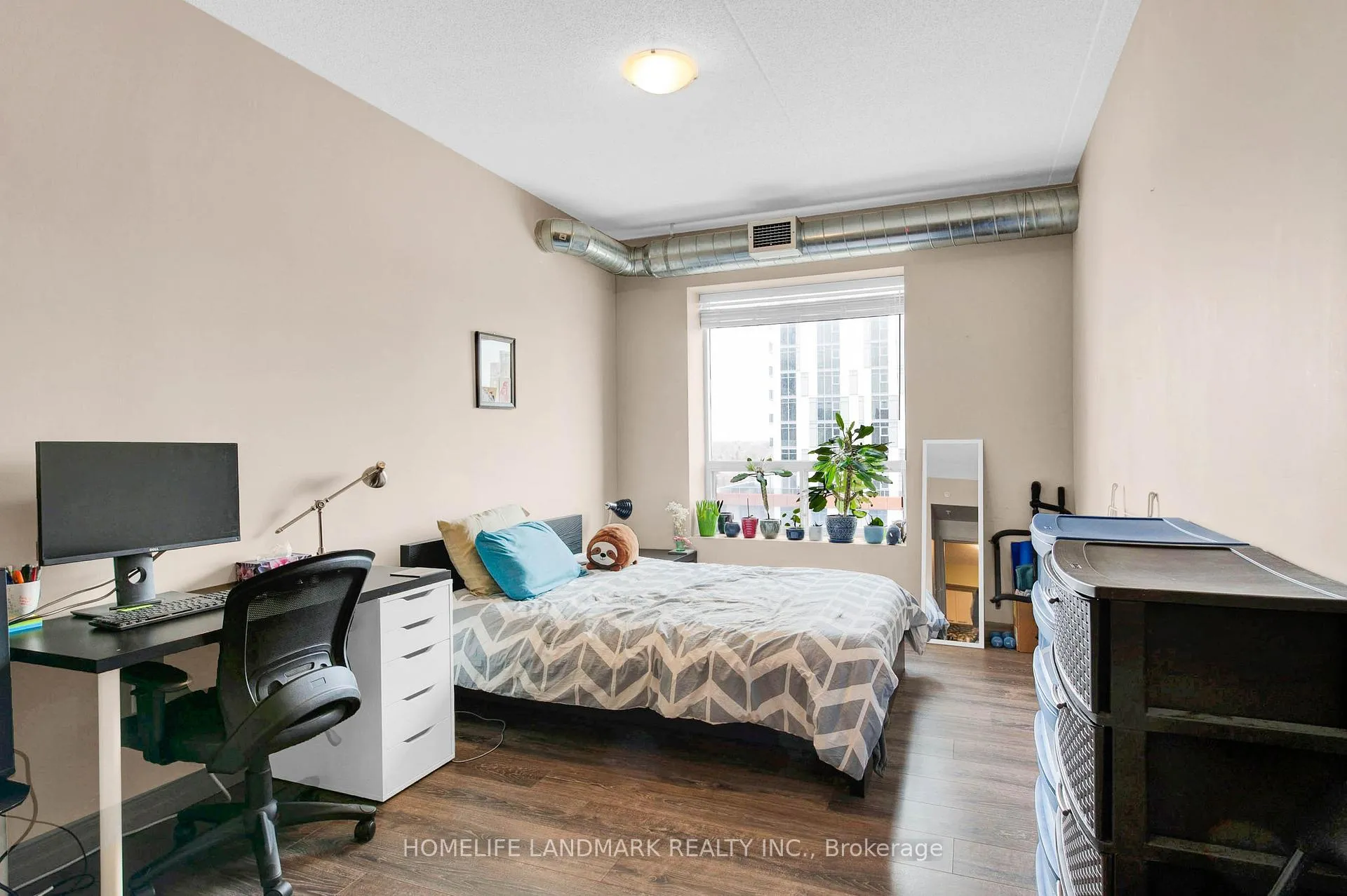 Photo 18 of Unit 901, 8 Hickory Street W, Waterloo, Beechwood/University — HOMEH