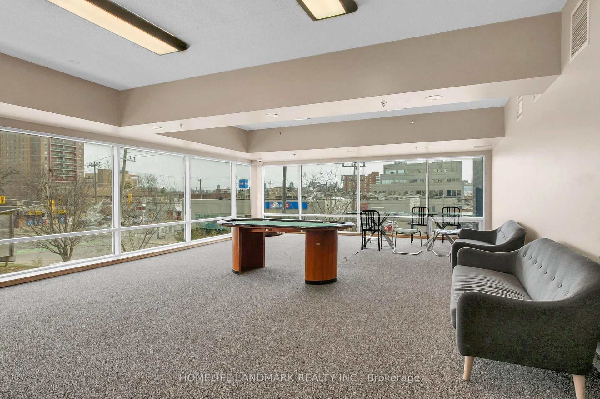 Photo 30 of Unit 901, 8 Hickory Street W, Waterloo, Beechwood/University — HOMEH
