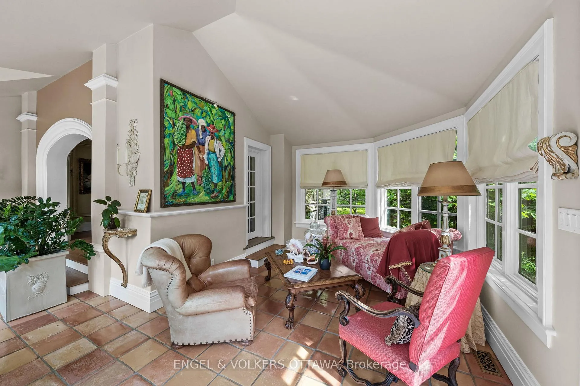 Photo 5 of 218 Coltrin Road, Ottawa, Rockcliffe — HOMEH