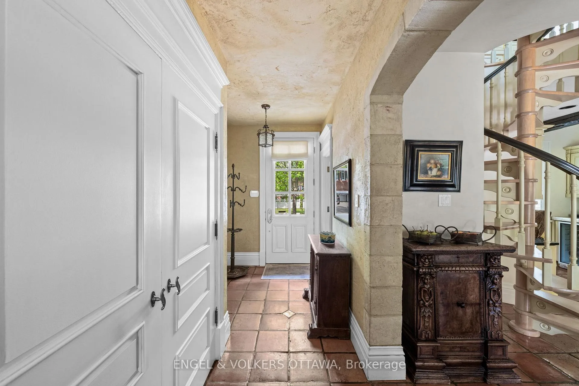 Photo 14 of 218 Coltrin Road, Ottawa, Rockcliffe — HOMEH