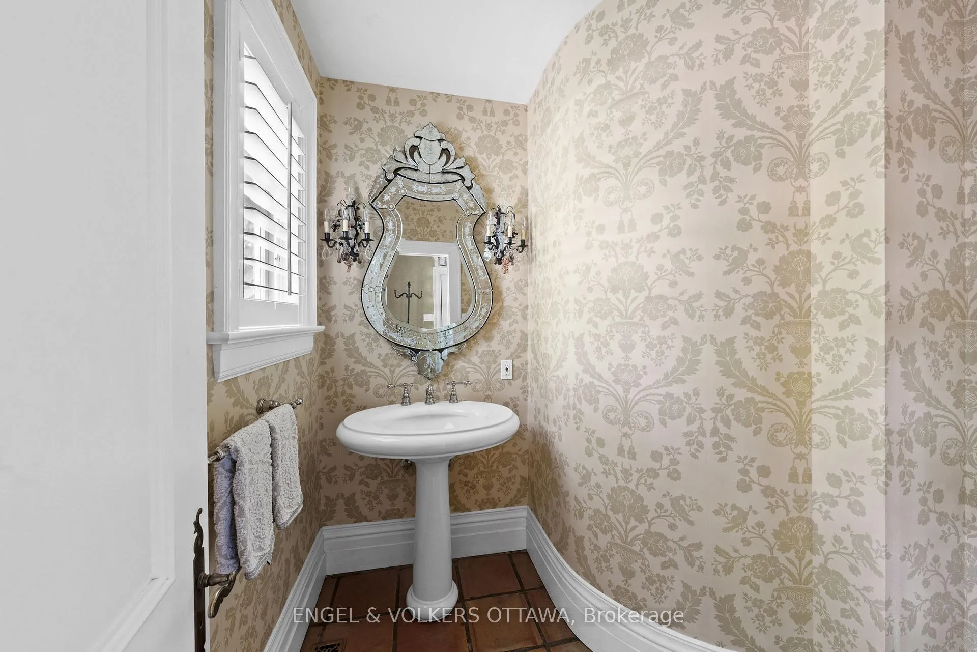 Photo 15 of 218 Coltrin Road, Ottawa, Rockcliffe — HOMEH