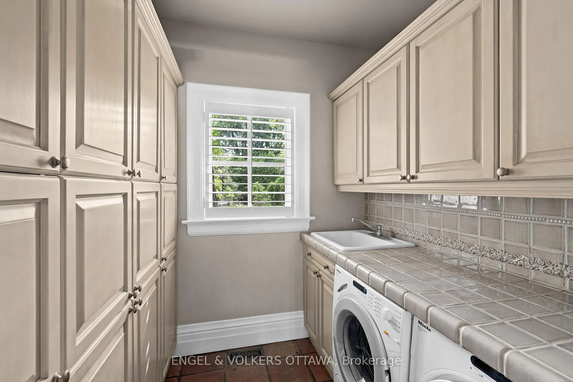 Photo 16 of 218 Coltrin Road, Ottawa, Rockcliffe — HOMEH