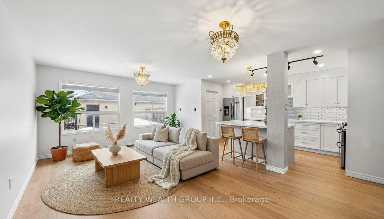 Photo 2 of 34 Castle Park Boulevard, Vaughan, Sonoma Heights — HOMEH