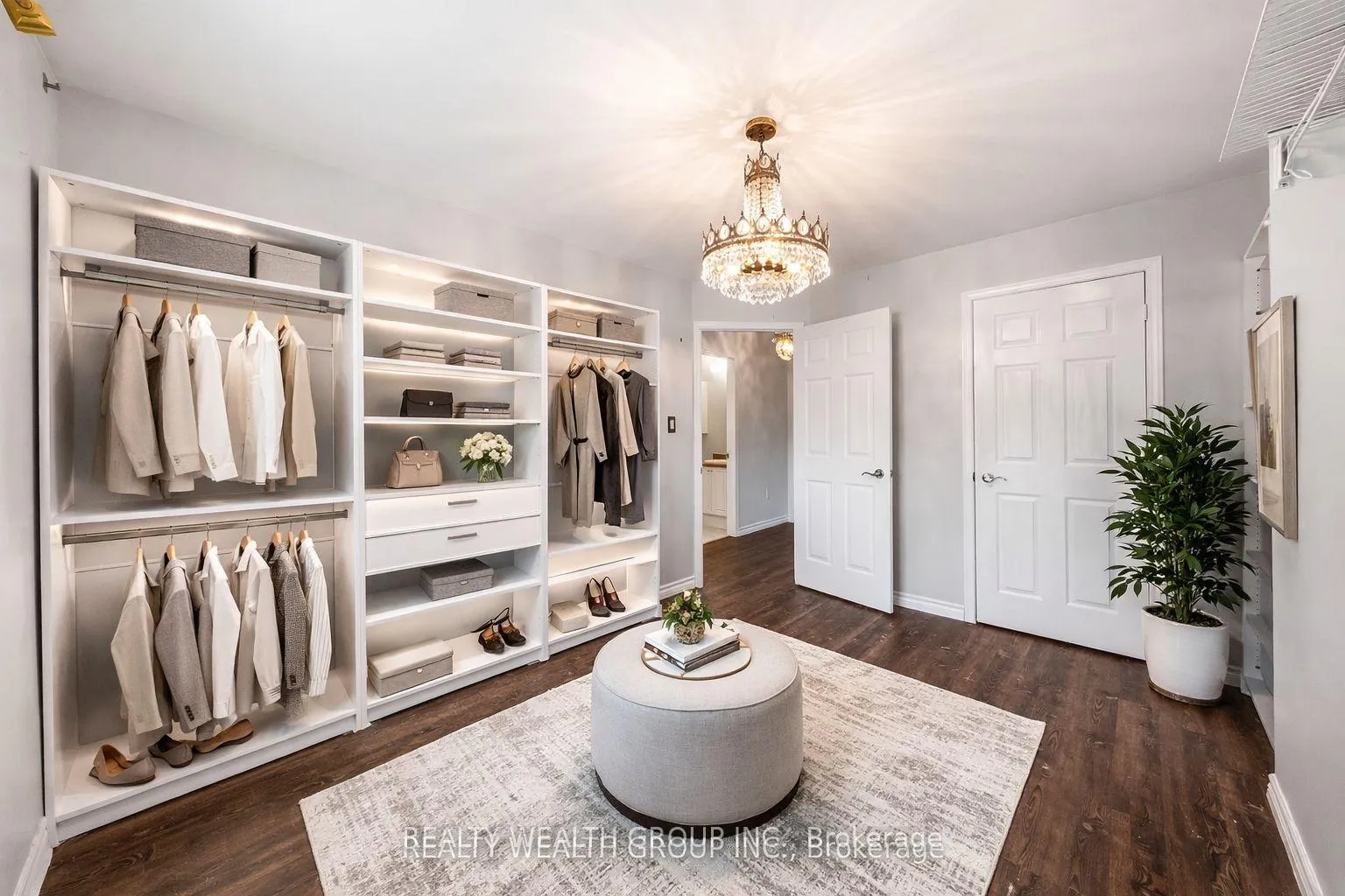 Photo 12 of 34 Castle Park Boulevard, Vaughan, Sonoma Heights — HOMEH