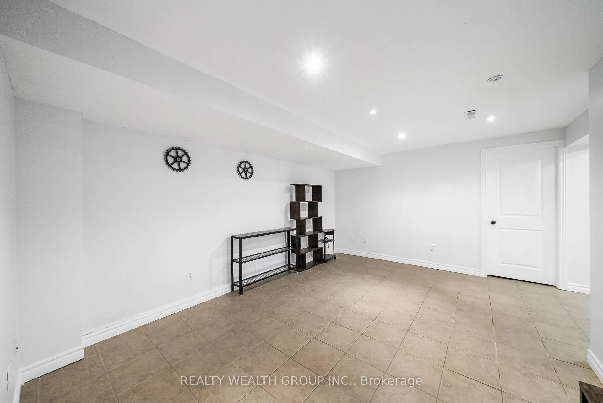 Photo 18 of 34 Castle Park Boulevard, Vaughan, Sonoma Heights — HOMEH