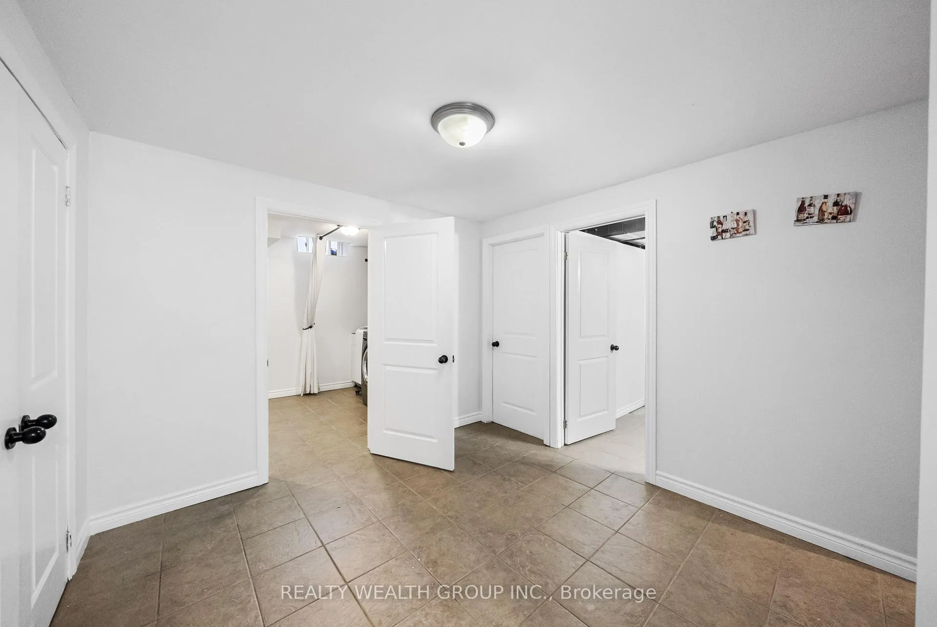 Photo 19 of 34 Castle Park Boulevard, Vaughan, Sonoma Heights — HOMEH