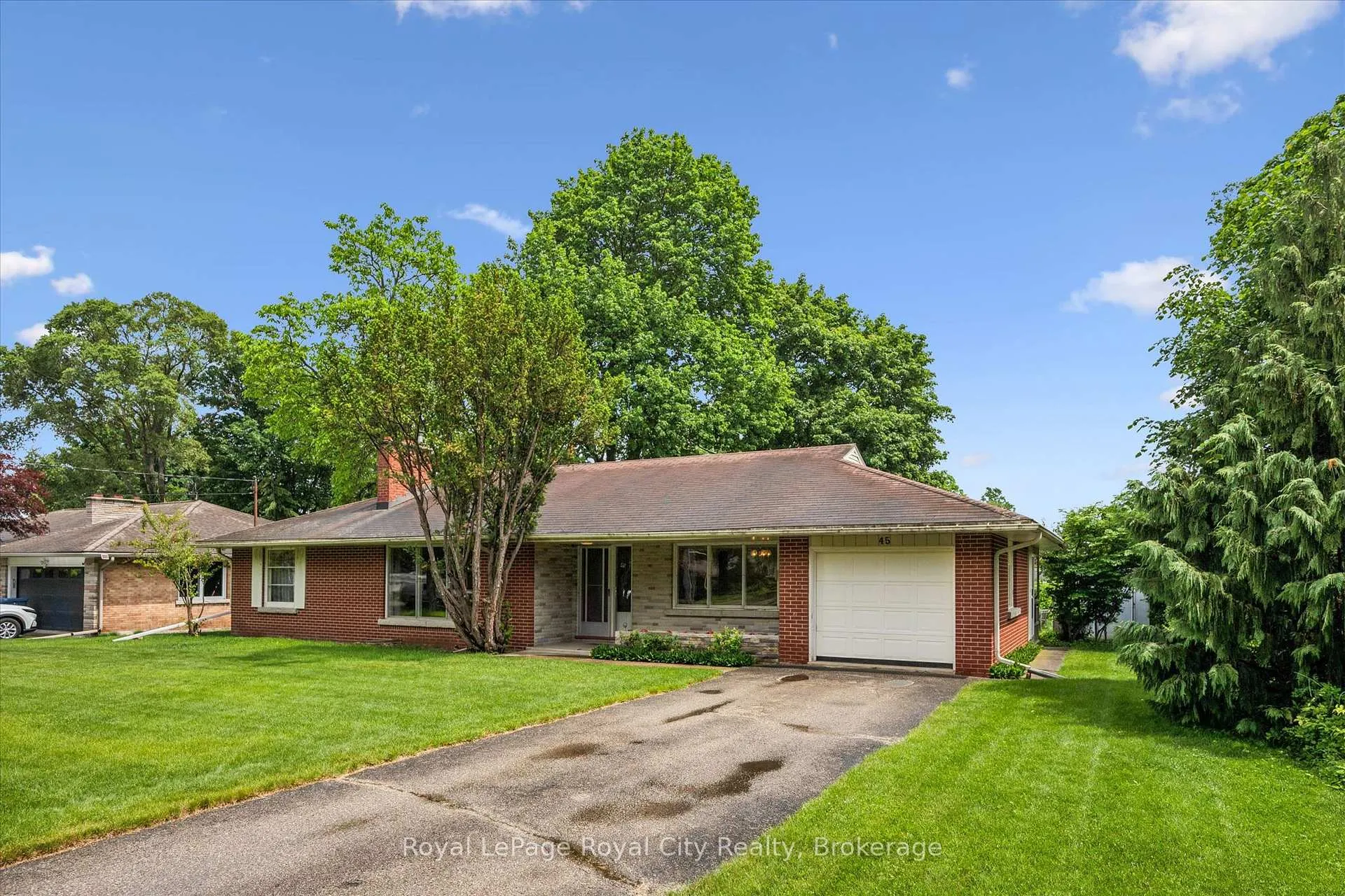Photo 2 of 45 Waverley Drive, Guelph, Riverside Park — HOMEH