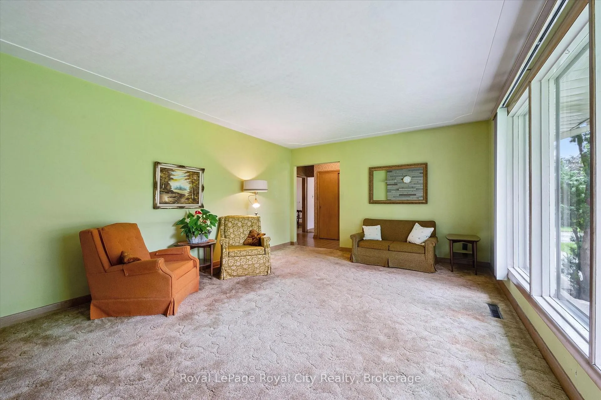 Photo 11 of 45 Waverley Drive, Guelph, Riverside Park — HOMEH