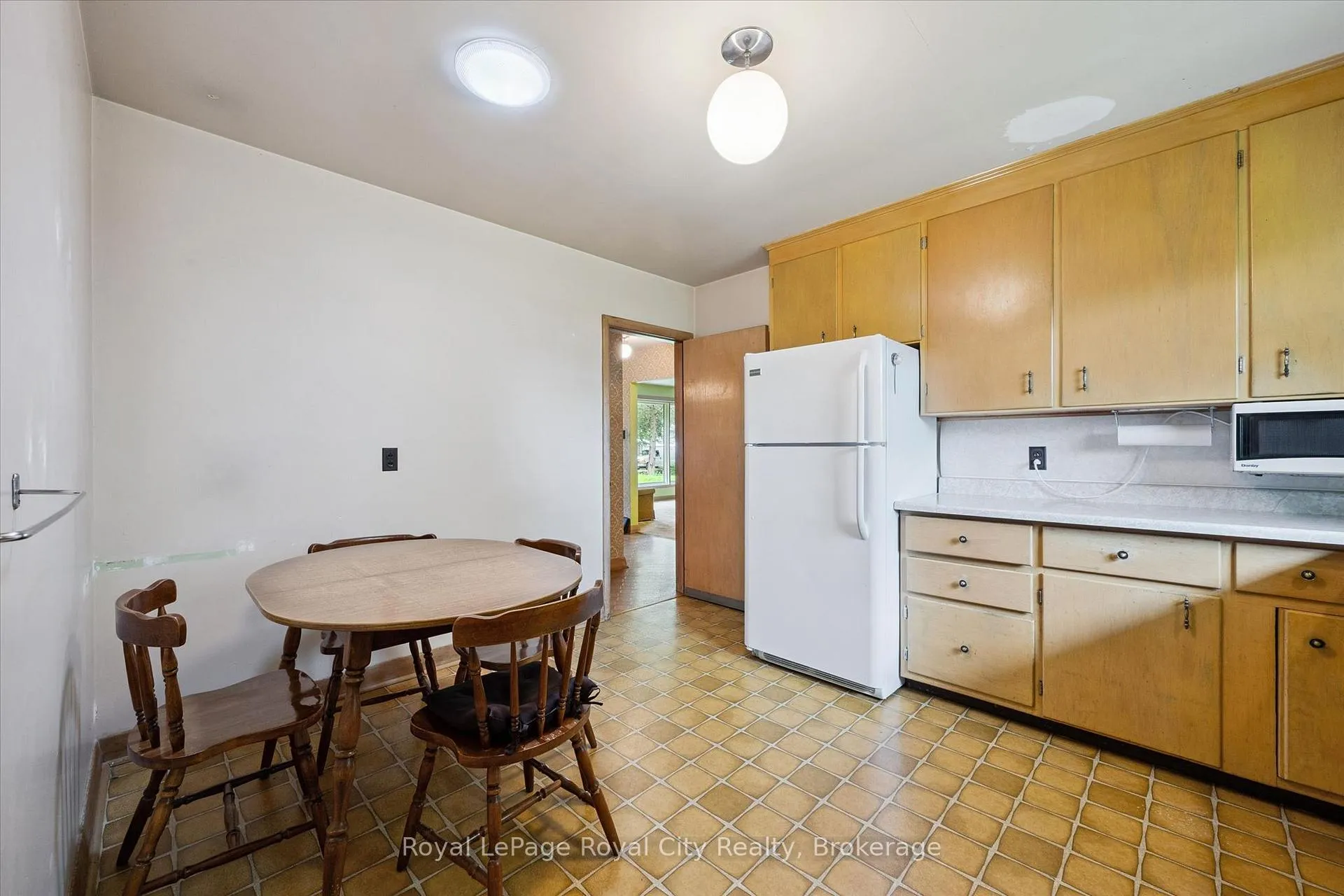 Photo 14 of 45 Waverley Drive, Guelph, Riverside Park — HOMEH