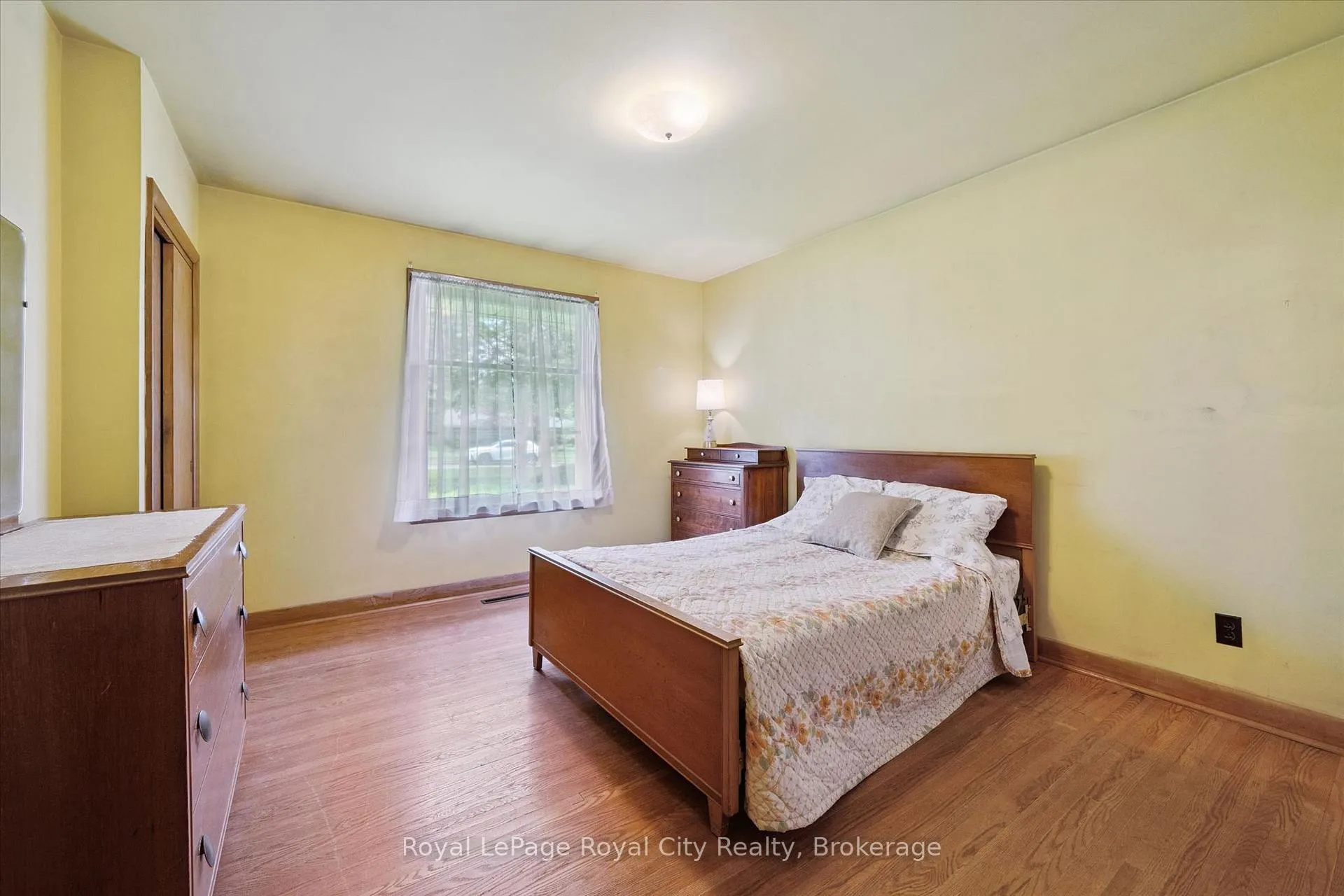 Photo 20 of 45 Waverley Drive, Guelph, Riverside Park — HOMEH