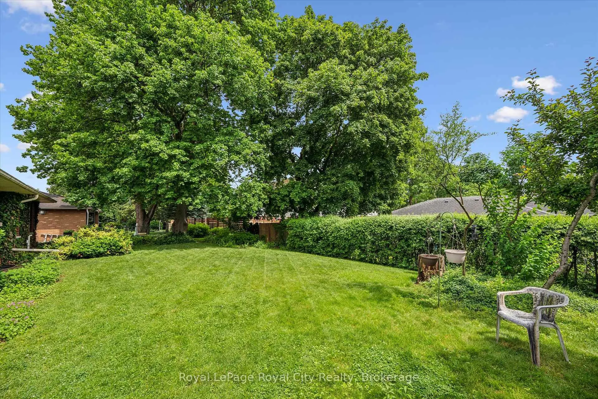 Photo 38 of 45 Waverley Drive, Guelph, Riverside Park — HOMEH