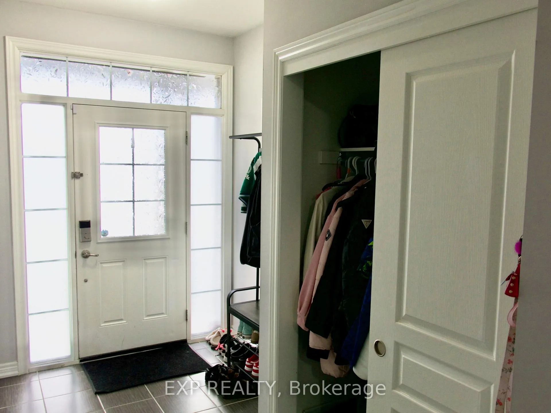 Photo 4 of 9565 Tallgrass Avenue, Niagara Falls, Lyons Creek — HOMEH