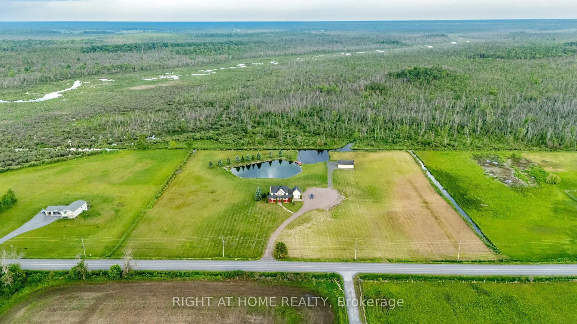 Photo 6 of 1165 9TH Line, Beckwith, Beckwith Twp — HOMEH