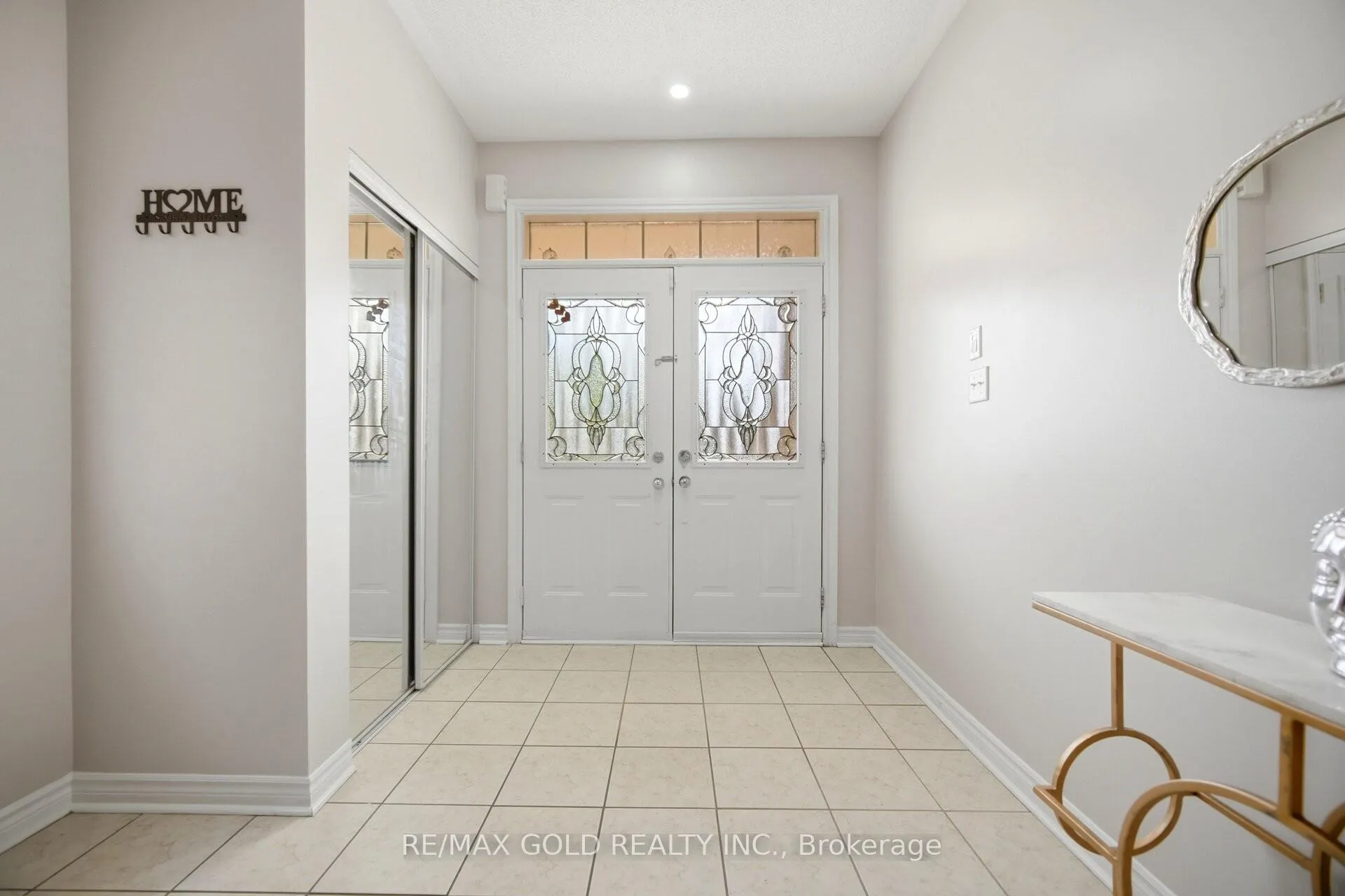 Photo 2 of 11 Timberwolf Road, Brampton, Bram East — HOMEH