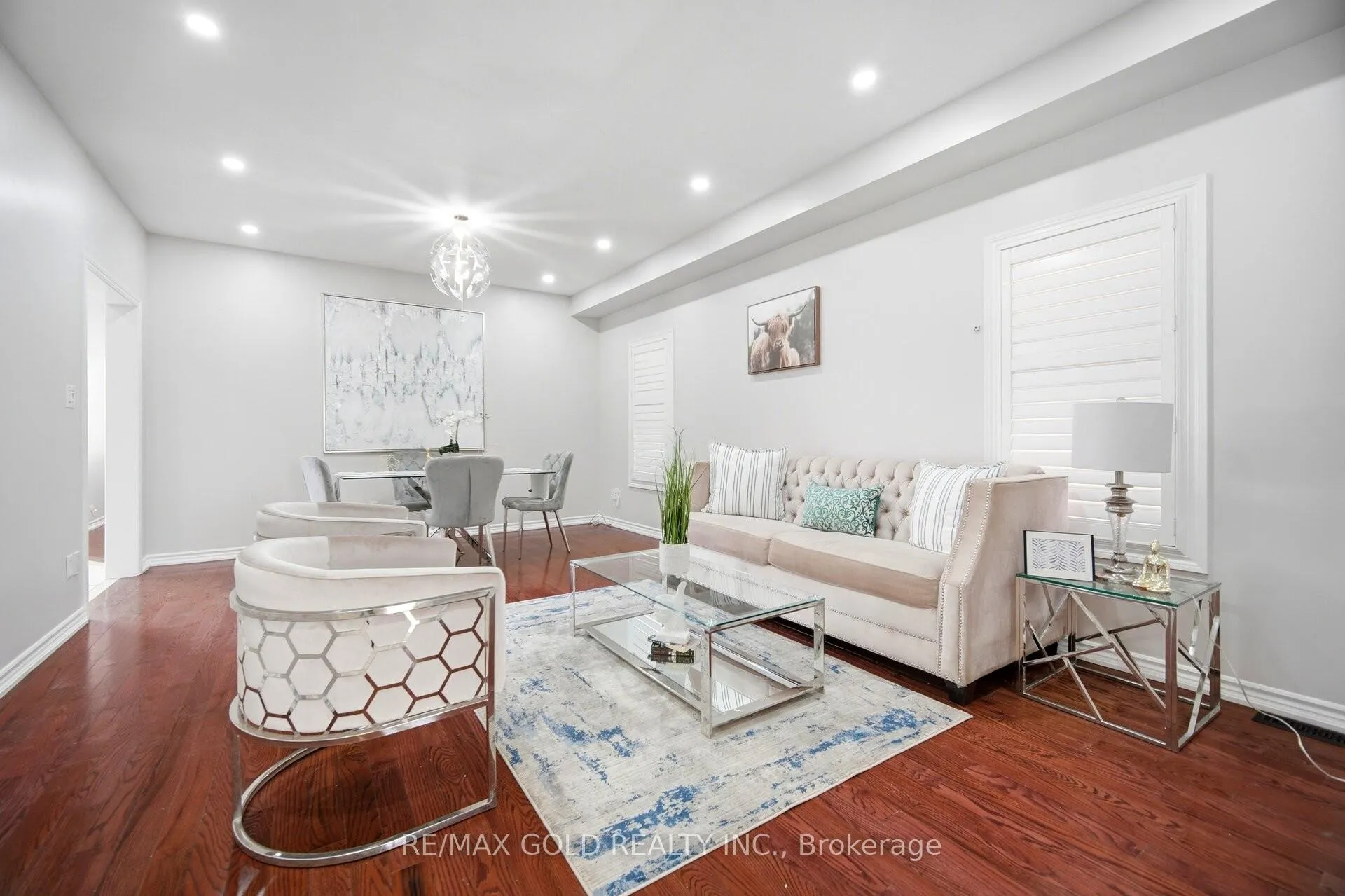Photo 4 of 11 Timberwolf Road, Brampton, Bram East — HOMEH