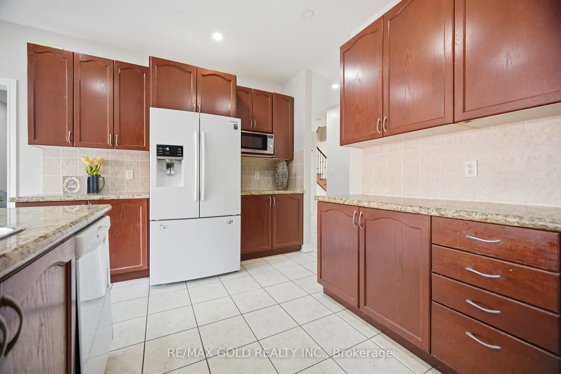 Photo 10 of 11 Timberwolf Road, Brampton, Bram East — HOMEH