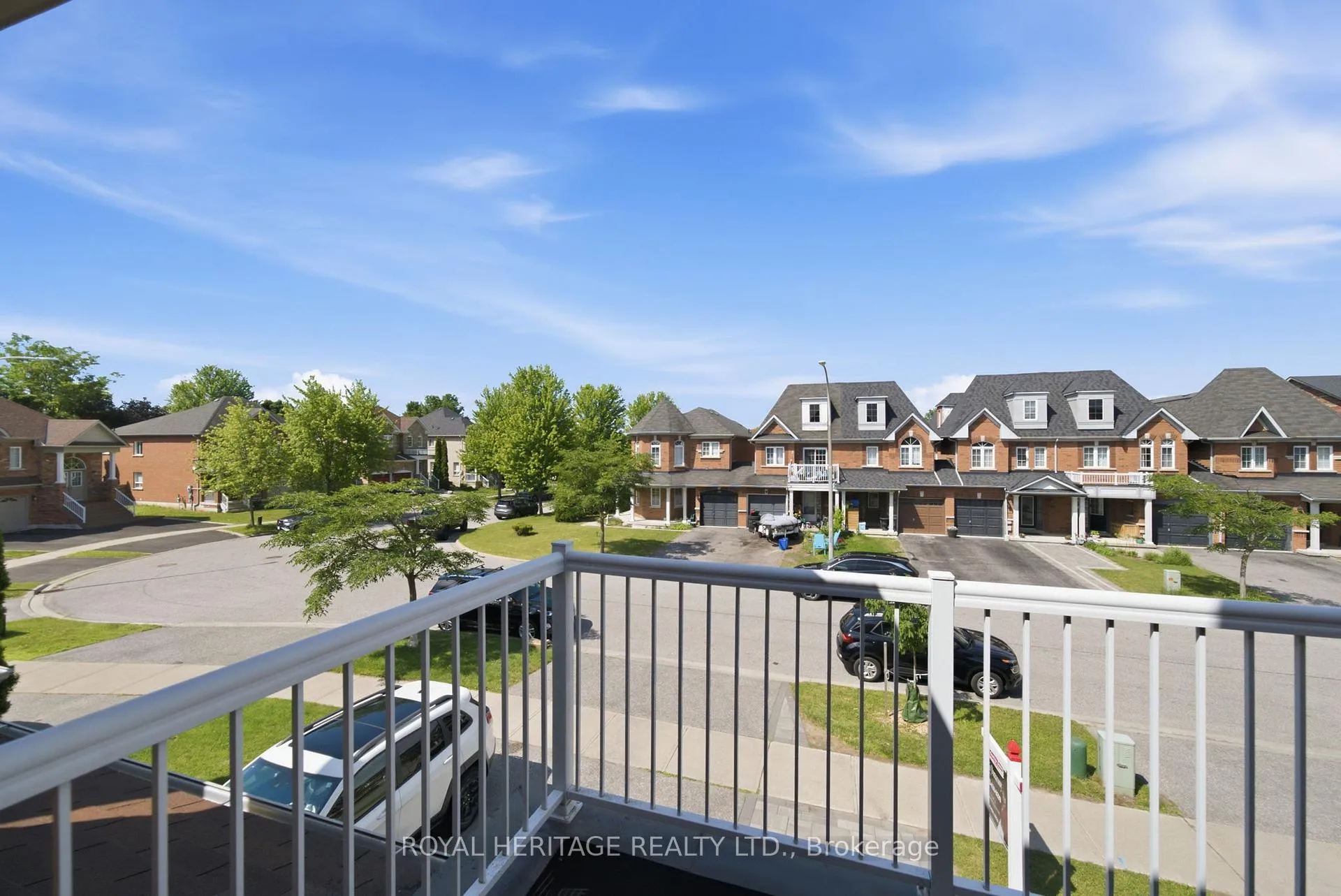 Photo 24 of 39 Neill Avenue, Whitby, Rolling Acres — HOMEH