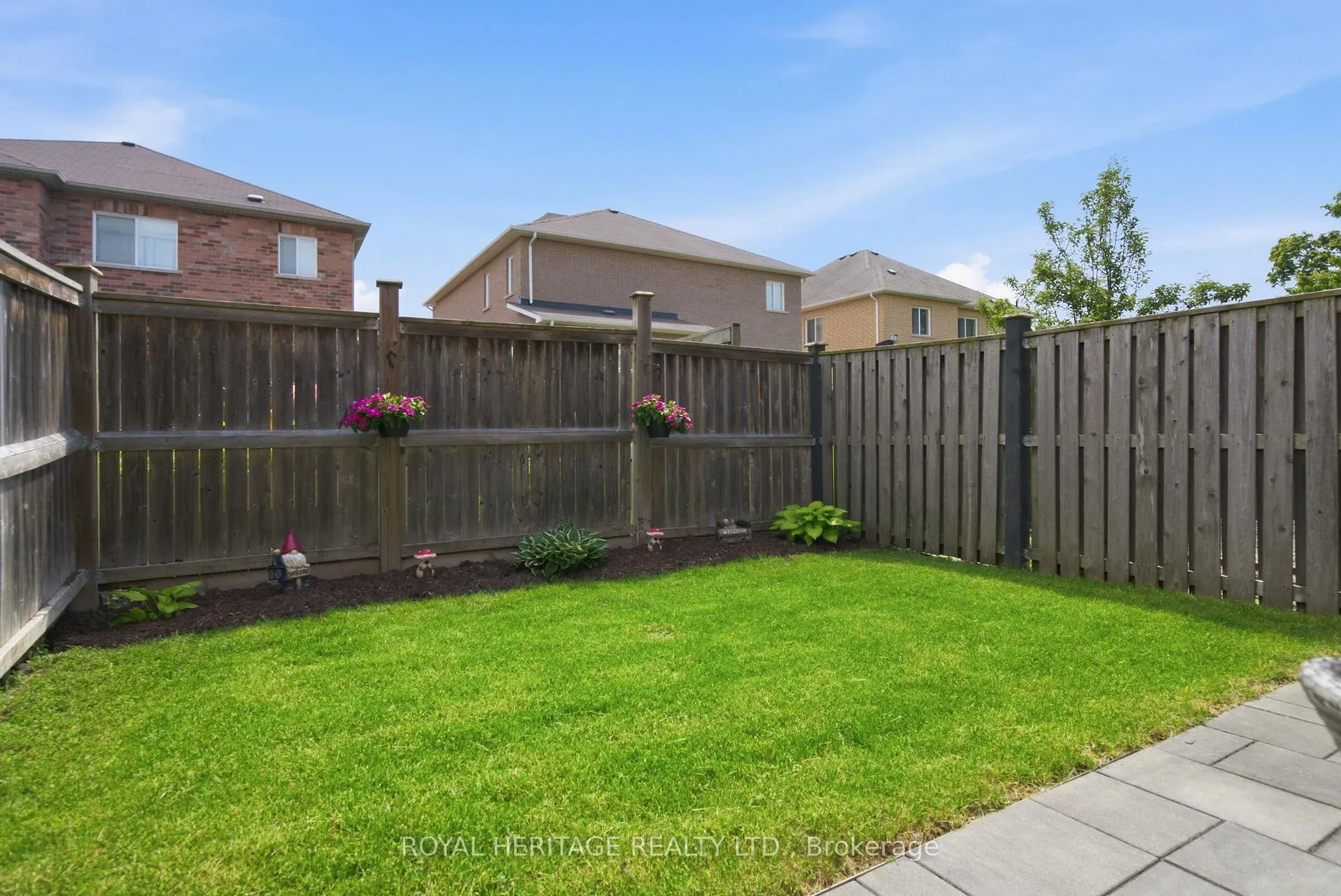 Photo 26 of 39 Neill Avenue, Whitby, Rolling Acres — HOMEH