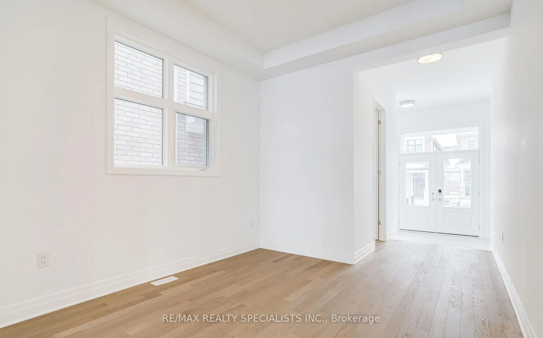 Photo 4 of 1235 Black Bear Trail, Oakville, Joshua Meadows — HOMEH