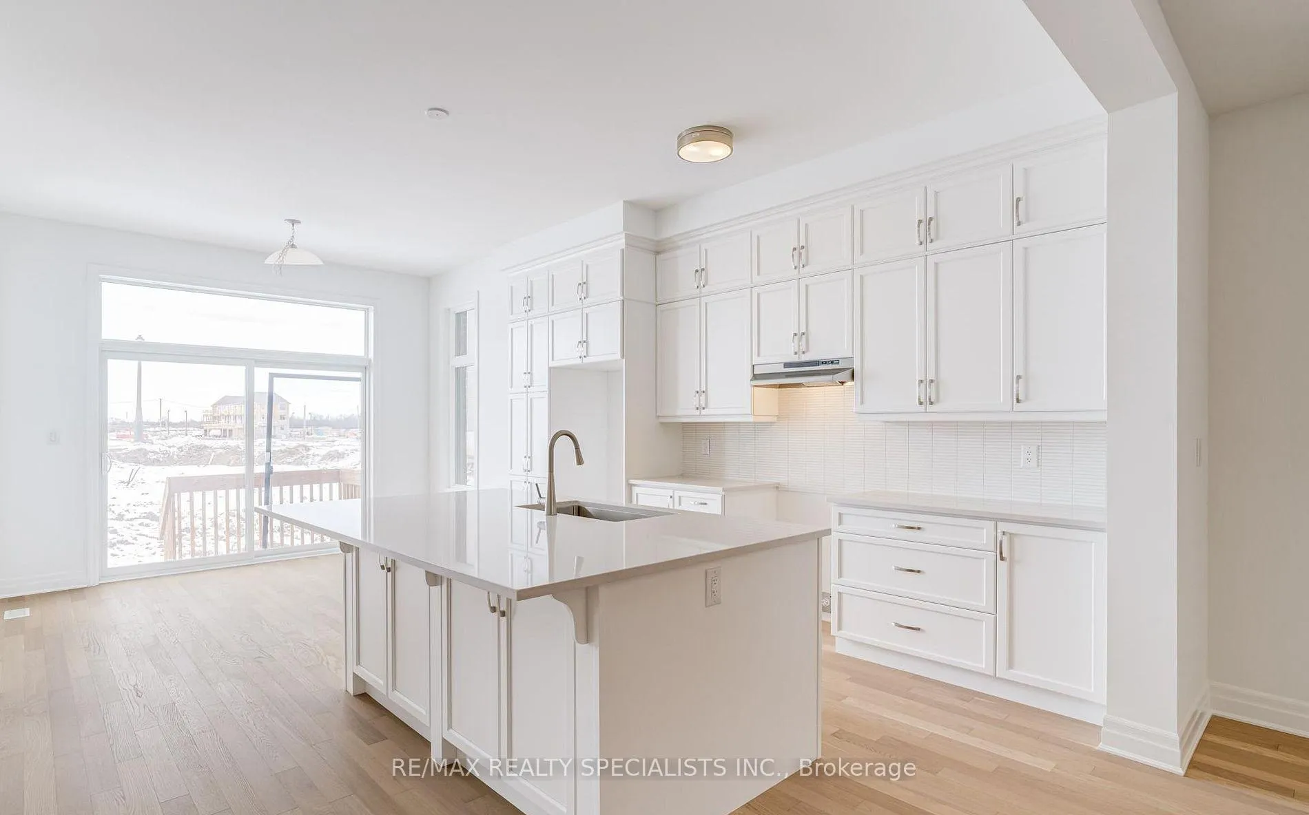 Photo 9 of 1235 Black Bear Trail, Oakville, Joshua Meadows — HOMEH