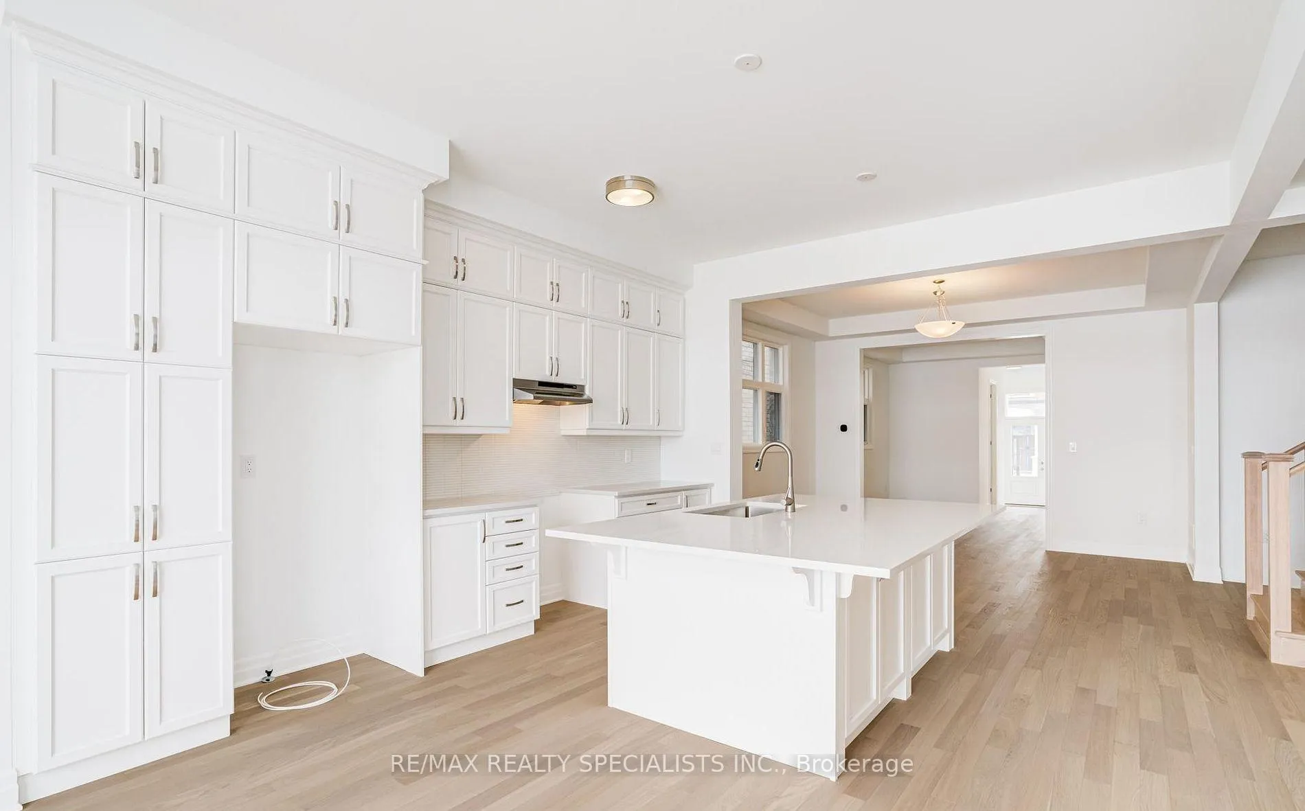 Photo 13 of 1235 Black Bear Trail, Oakville, Joshua Meadows — HOMEH