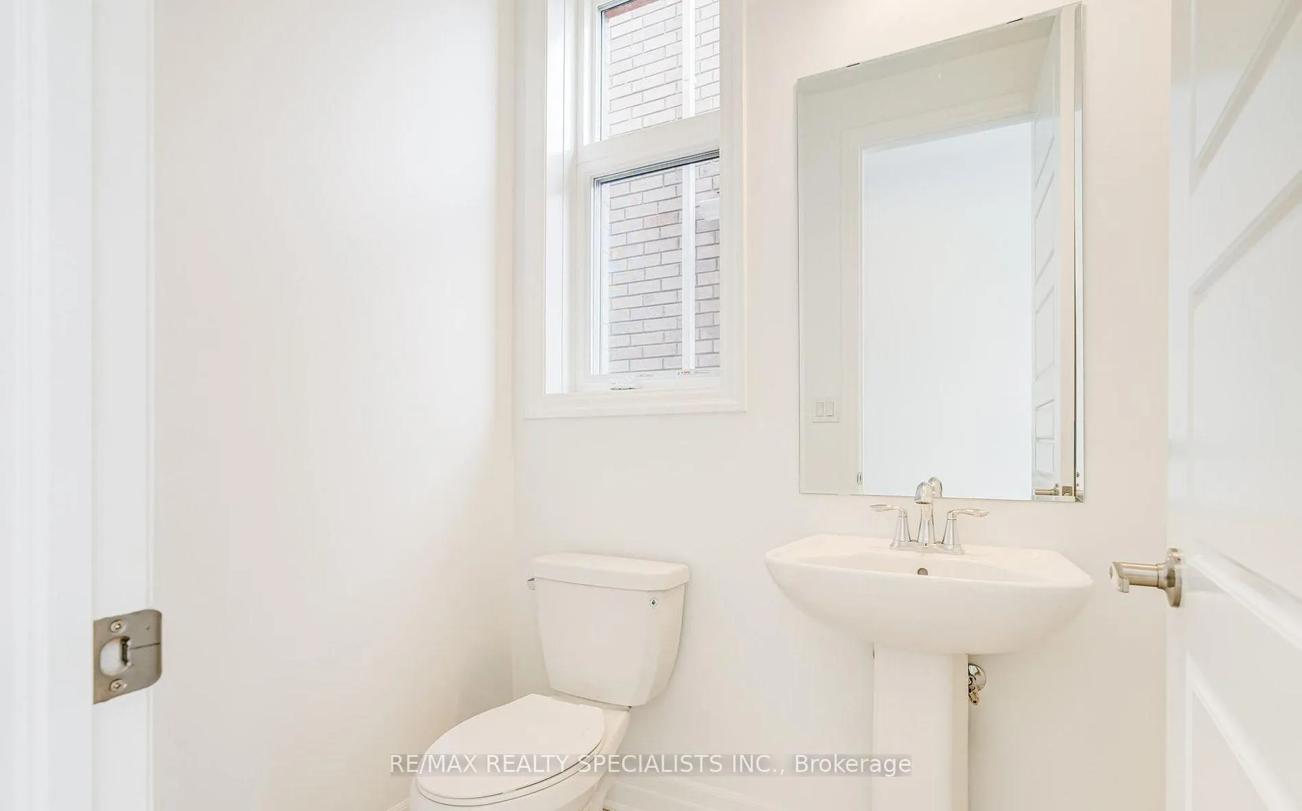 Photo 18 of 1235 Black Bear Trail, Oakville, Joshua Meadows — HOMEH