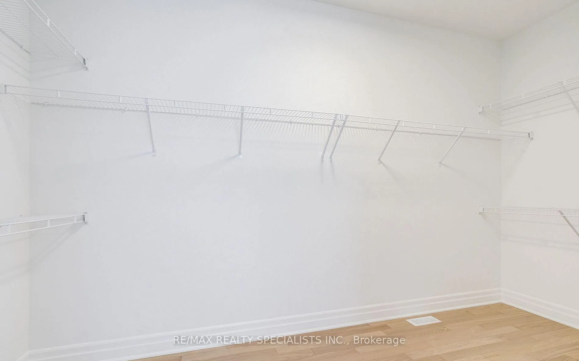 Photo 27 of 1235 Black Bear Trail, Oakville, Joshua Meadows — HOMEH