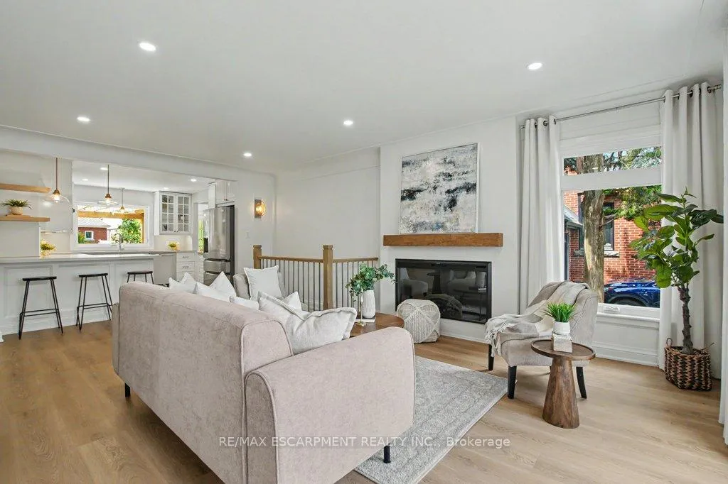 Photo 6 of 72 Mountain Park Avenue, Hamilton, Inch Park — HOMEH