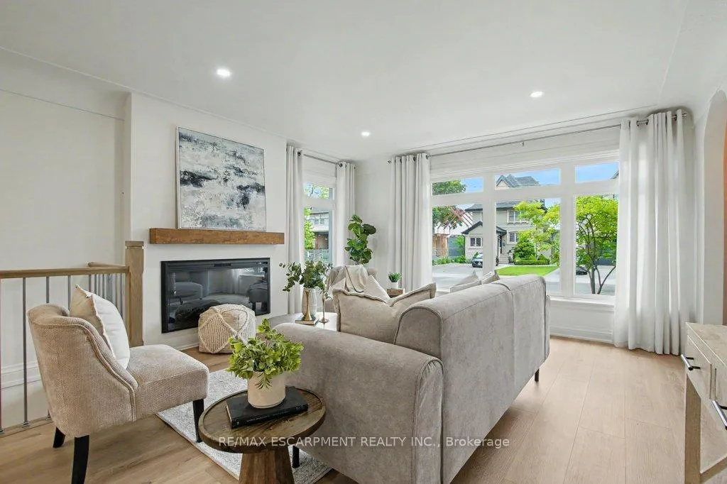 Photo 9 of 72 Mountain Park Avenue, Hamilton, Inch Park — HOMEH