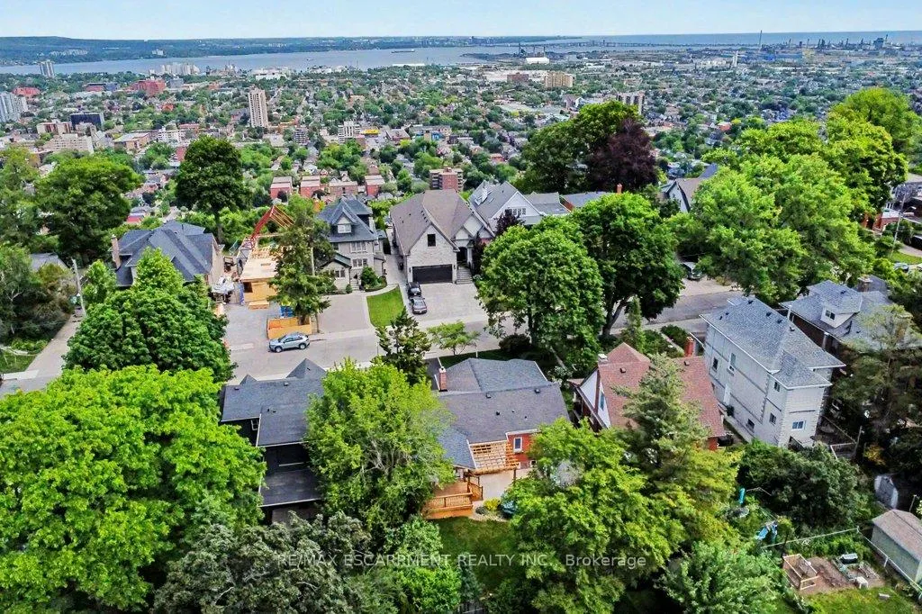 Photo 40 of 72 Mountain Park Avenue, Hamilton, Inch Park — HOMEH