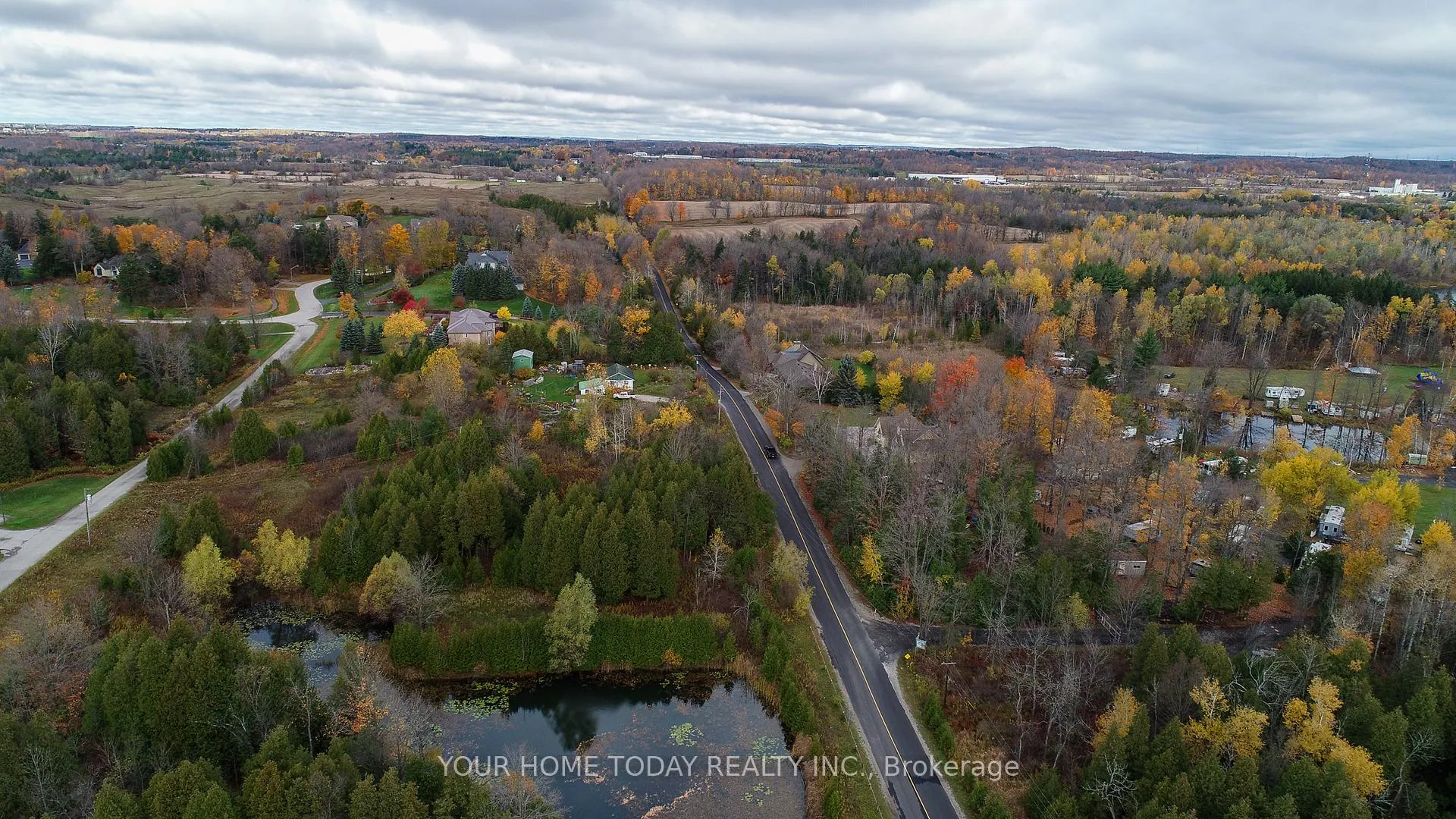 Photo 32 of 10 Knox Street, Halton Hills, Acton — HOMEH
