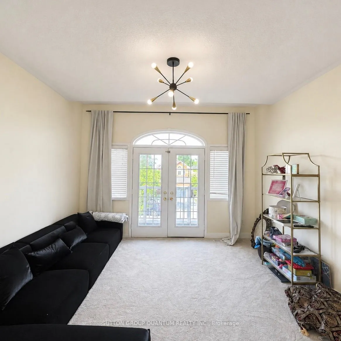 Photo 17 of 48 Meadowlark Drive, Halton Hills, Georgetown — HOMEH