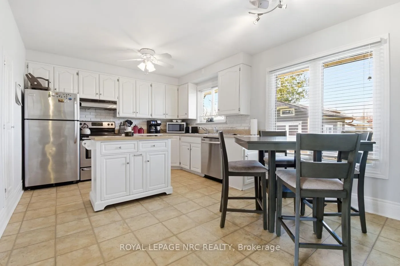 Photo 8 of 9 Greenhill Drive, Thorold, Thorold Downtown — HOMEH