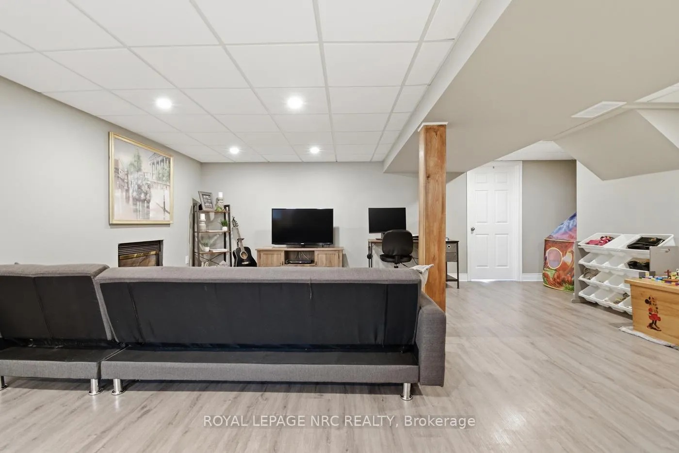 Photo 25 of 9 Greenhill Drive, Thorold, Thorold Downtown — HOMEH