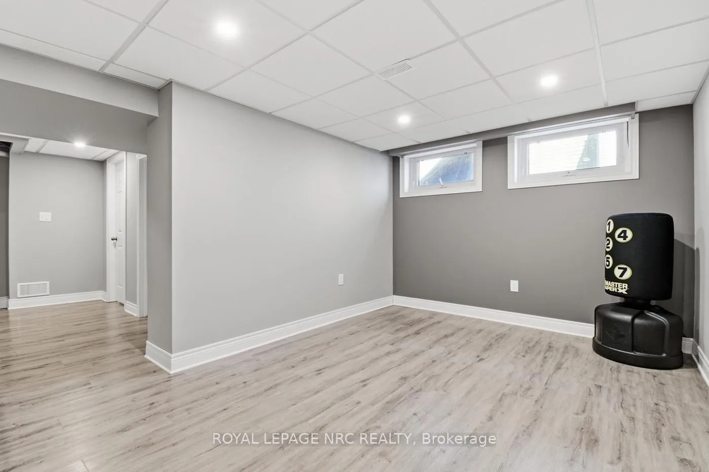 Photo 27 of 9 Greenhill Drive, Thorold, Thorold Downtown — HOMEH