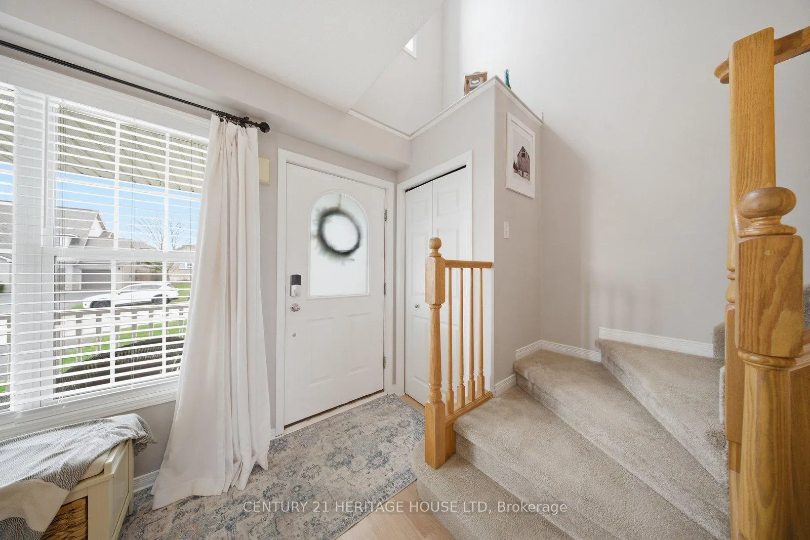 Photo 6 of 34 Primrose Drive, Tillsonburg — HOMEH