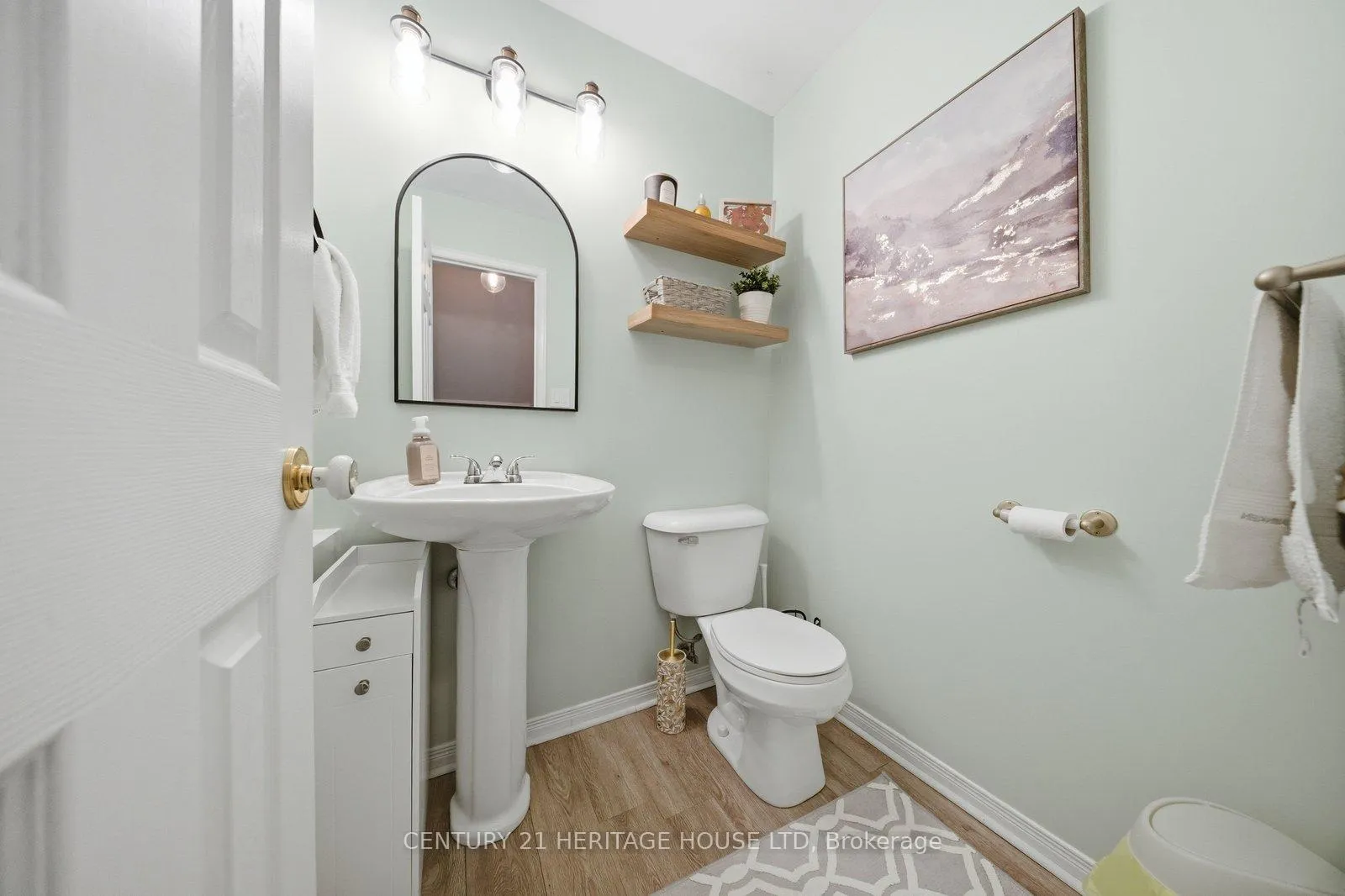 Photo 16 of 34 Primrose Drive, Tillsonburg — HOMEH