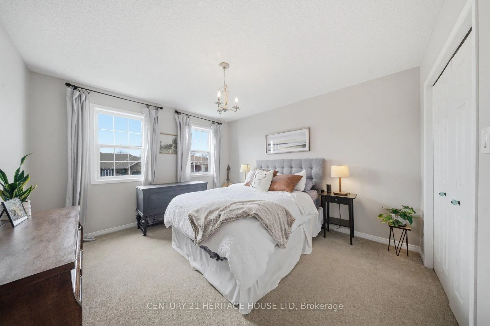 Photo 18 of 34 Primrose Drive, Tillsonburg — HOMEH