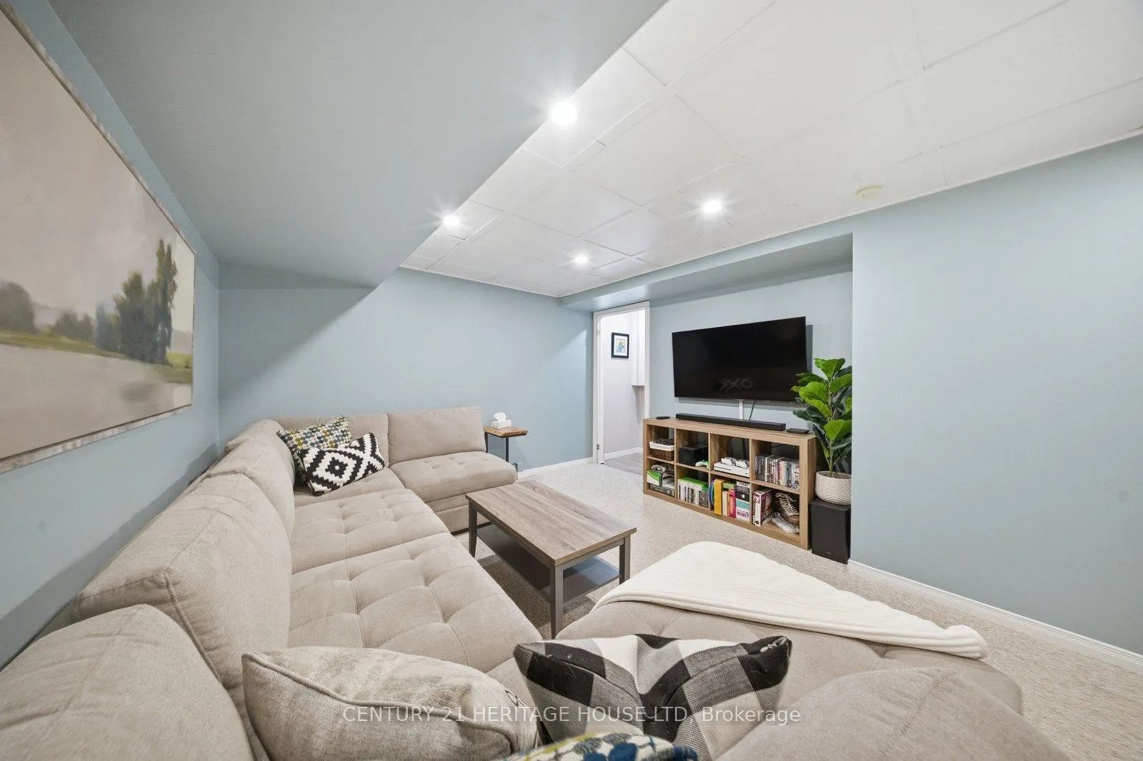 Photo 27 of 34 Primrose Drive, Tillsonburg — HOMEH