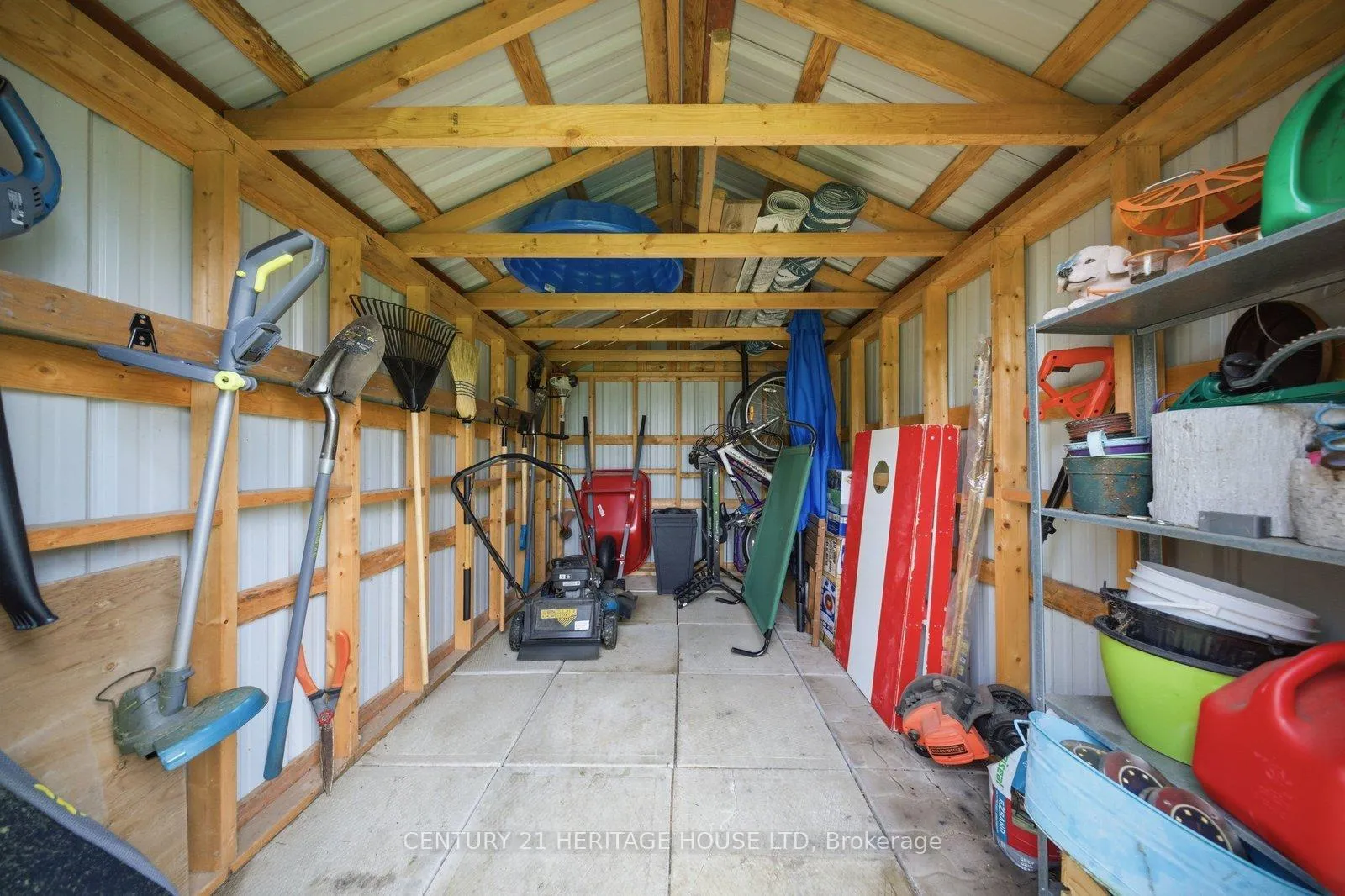 Photo 30 of 34 Primrose Drive, Tillsonburg — HOMEH
