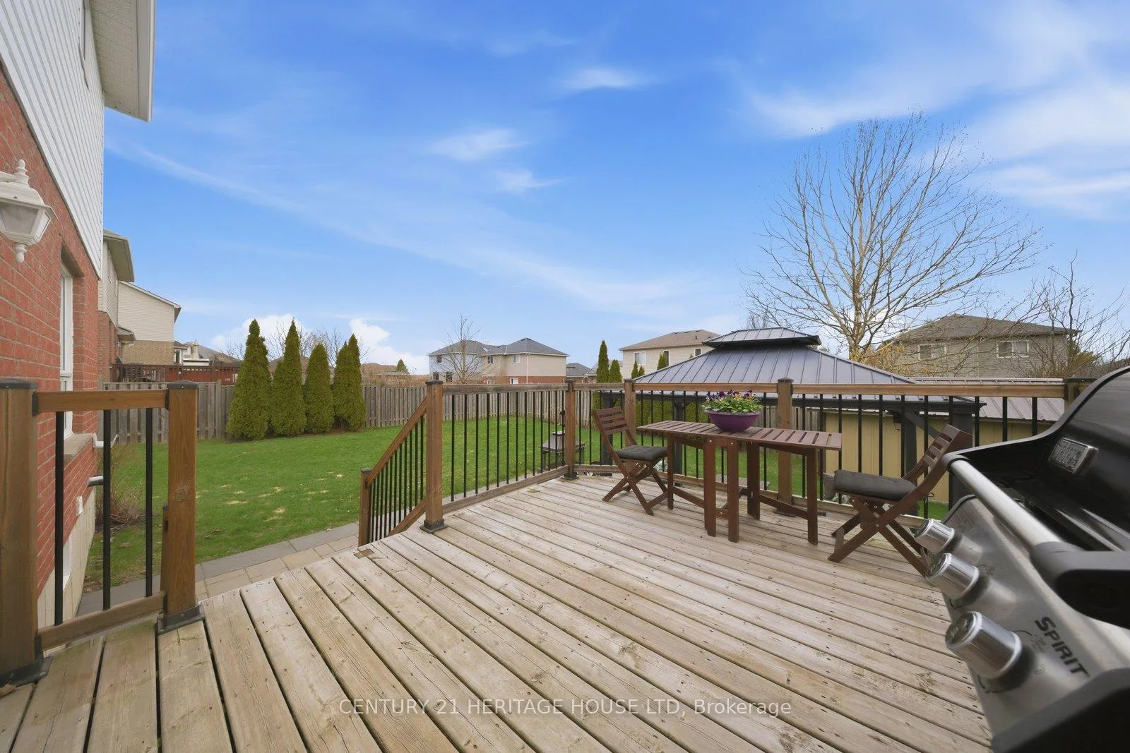 Photo 32 of 34 Primrose Drive, Tillsonburg — HOMEH