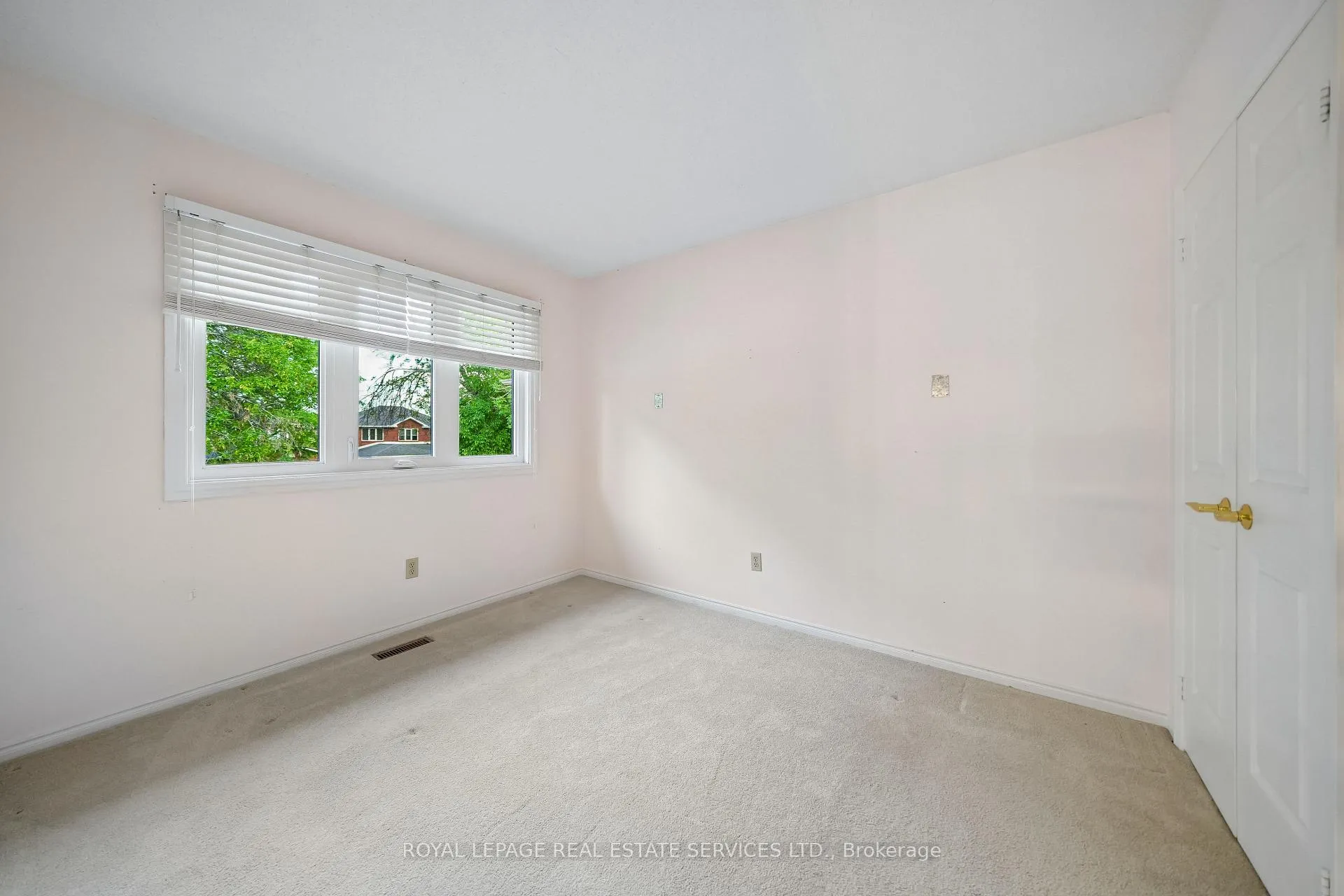 Photo 25 of 1547 Stoneybrook Trail, Oakville, Glen Abbey — HOMEH