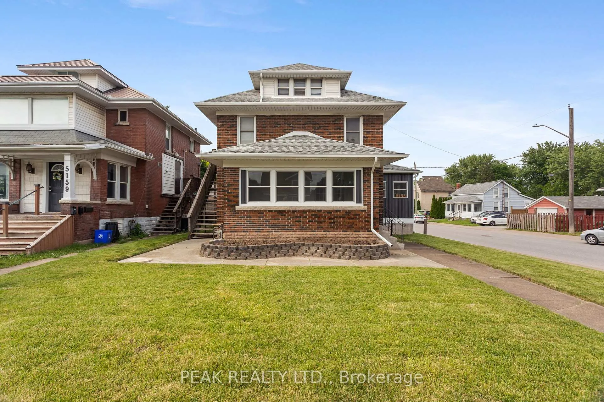 Photo 1 of 5155 Bridge Street, Niagara Falls, Downtown — HOMEH