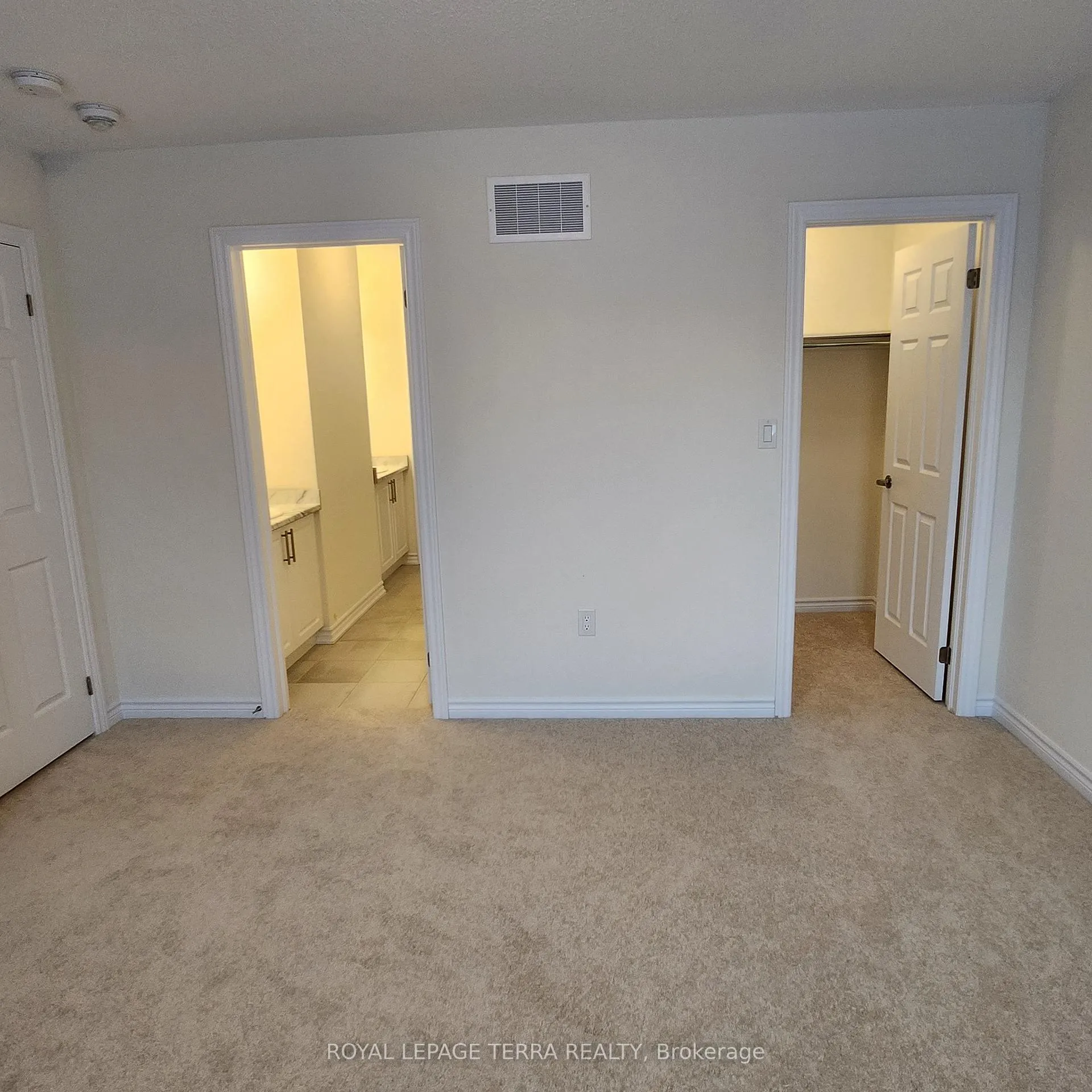 Photo 17 of 338 Fleetwood Drive, Oshawa, Eastdale — HOMEH