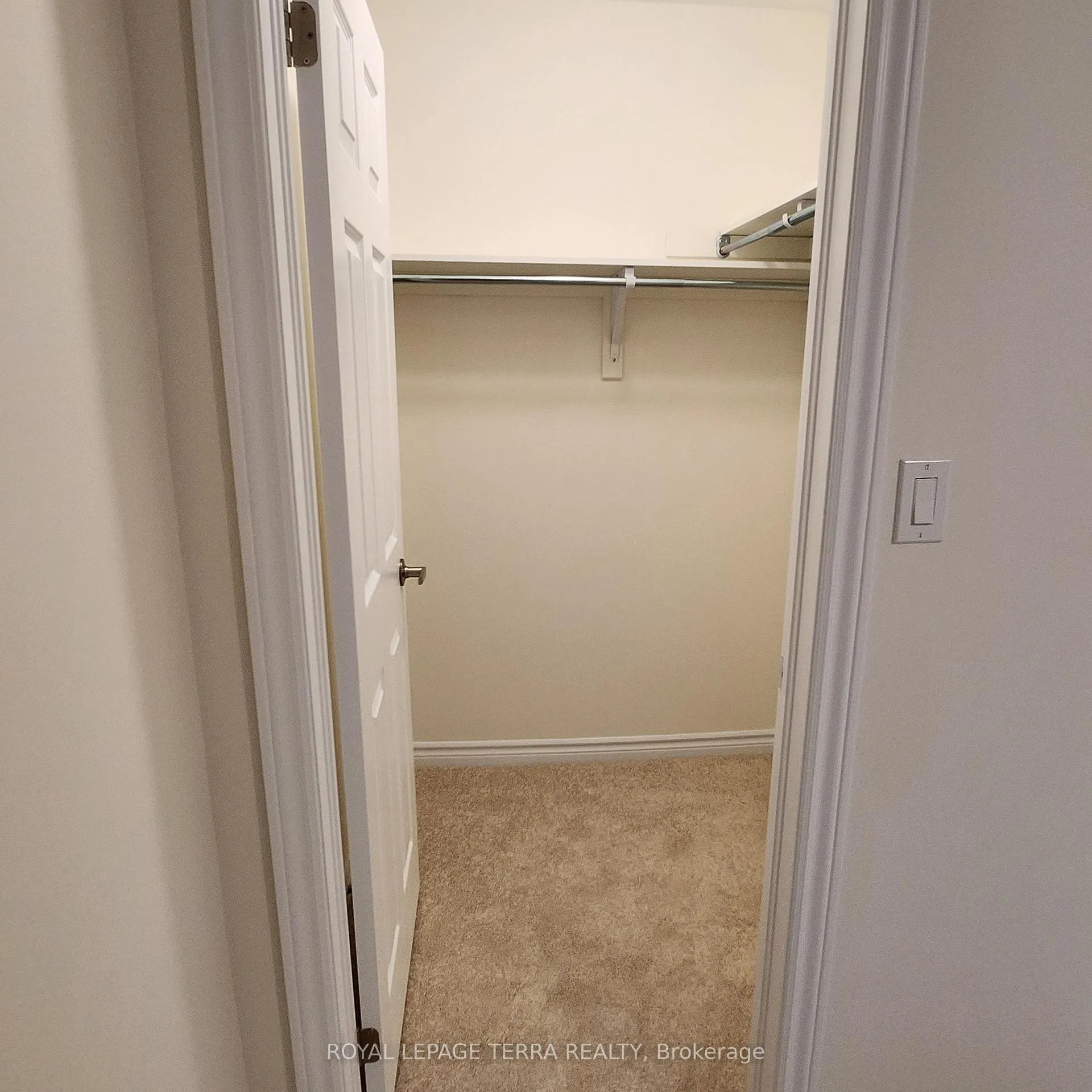 Photo 21 of 338 Fleetwood Drive, Oshawa, Eastdale — HOMEH