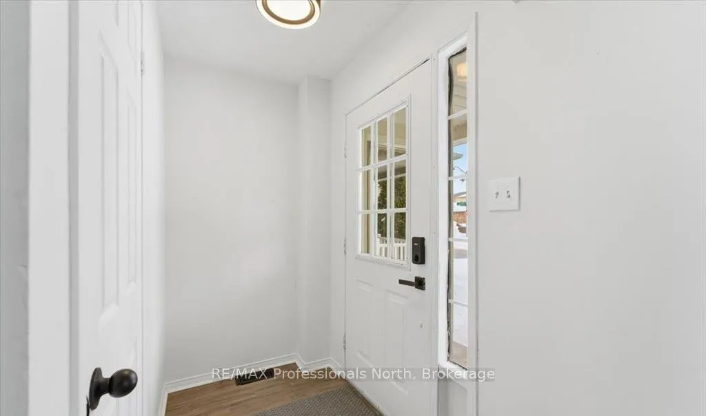 Photo 8 of 98 Roxton Road, Oakville, River Oaks — HOMEH