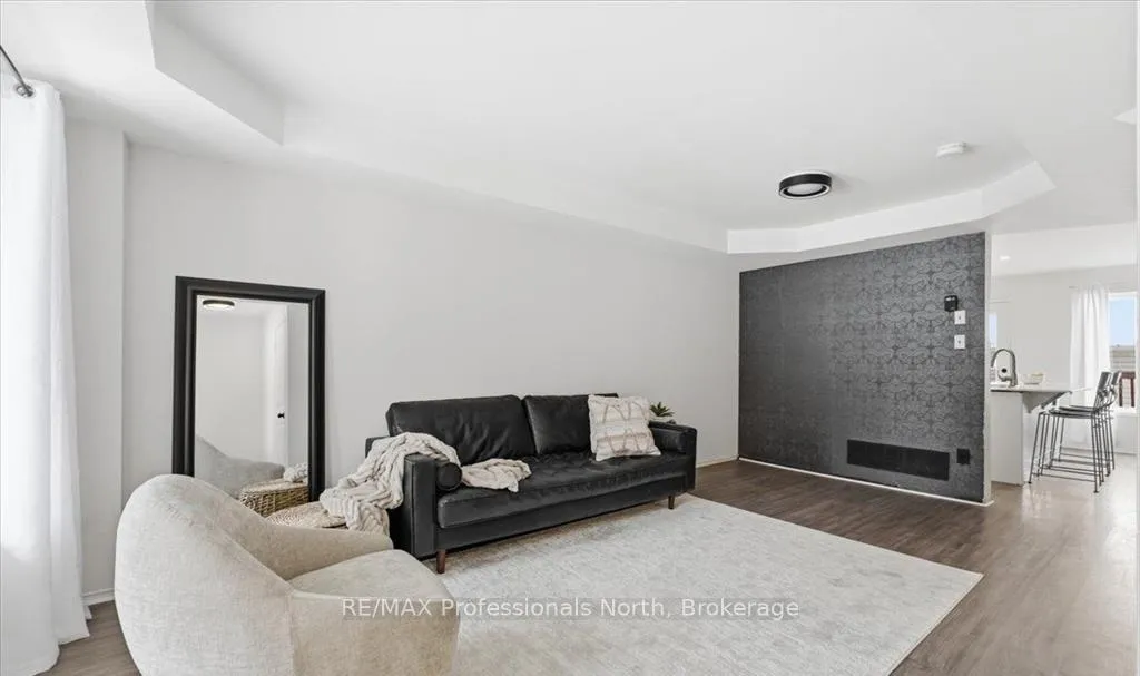 Photo 9 of 98 Roxton Road, Oakville, River Oaks — HOMEH