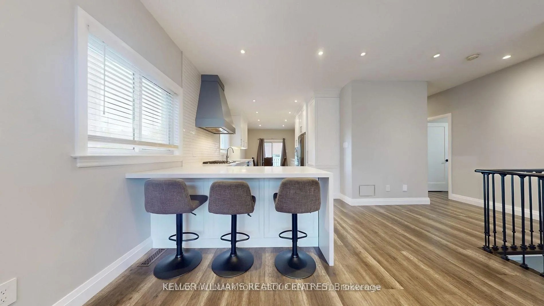 Photo 8 of 196 Marsellus Drive, Barrie, Holly — HOMEH